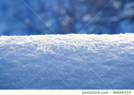 Snow surface, snow up, ice crystals Snow surface, snow up, ice crystals 86666450