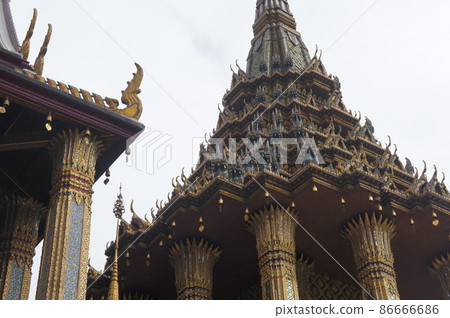 The Grand Palace, a famous attraction in Thailand, close-up of the exquisite architectural craftsmanship 86666686