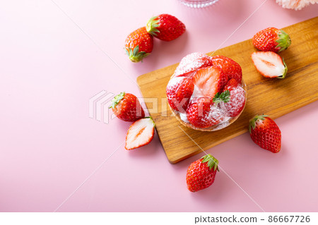 Strawberry tart buffet Strawberry tart buffet 86667726