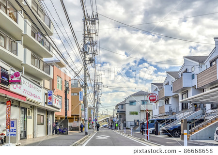 JR菊名站周邊的橫濱街景 JR菊名站周邊的橫濱街景 86668658