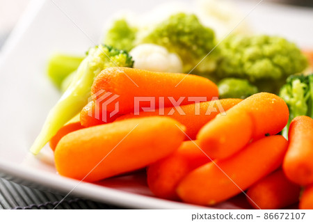 Steamed Mixed Vegetables for Light Meal. High quality photo. Steamed Mixed Vegetables for Light Meal. High quality photo. 86672107