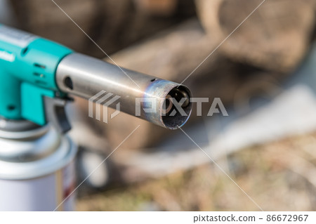 [Auto camp gas burner at Nakatsugawa riverbed] 86672967