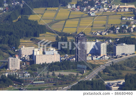 秋季上越線 E129 系列(岩原地區) 秋季上越線 E129 系列(岩原地區) 86680460