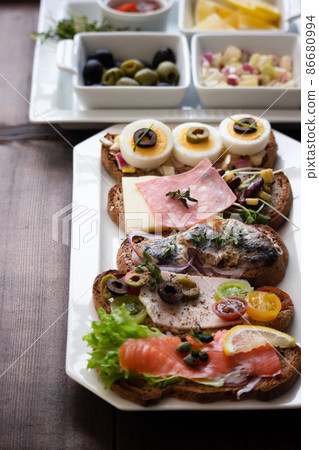 Black bread and open sandwich (2) Black bread and open sandwich (2) 86680994