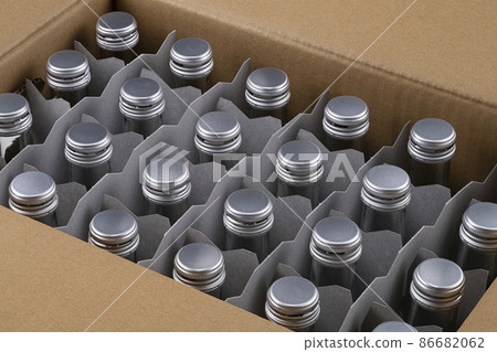 Beverages packed in cardboard 86682062