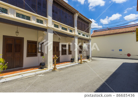 Street that lead to Leong San Tong Khoo Kongsi clan house in Lebuh Cannon, Penang, Malaysia  86685436