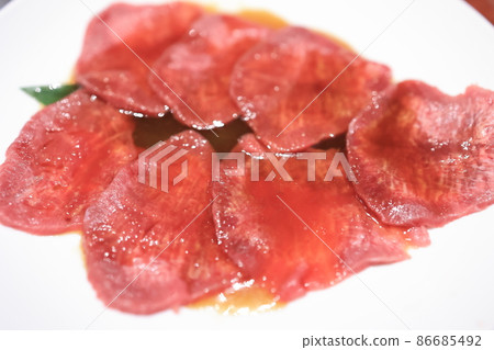 Japanese black beef tongue grilled meat 86685492