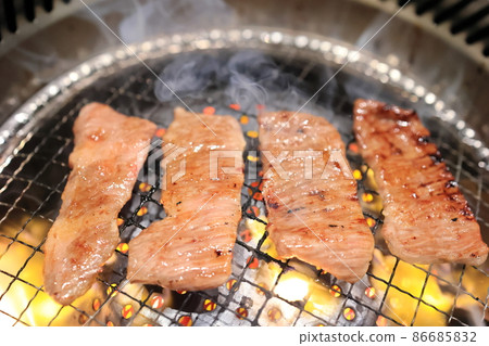 Japanese black beef rose roasted meat Japanese black beef rose roasted meat 86685832