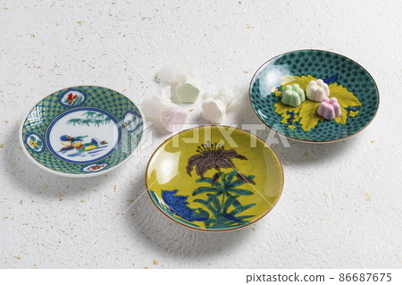 [Ishikawa Prefecture] Traditional craft Kutani ware image 86687675