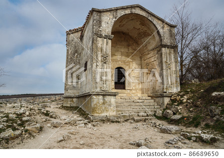 Mausoleum of Dzhanike-Khanym in cave city Chufut-Kale in Bakhchysarai, Crimea Mausoleum of Dzhanike-Khanym in cave city Chufut-Kale in Bakhchysarai, Crimea 86689650