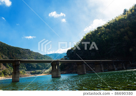 越知仁淀川 86690380