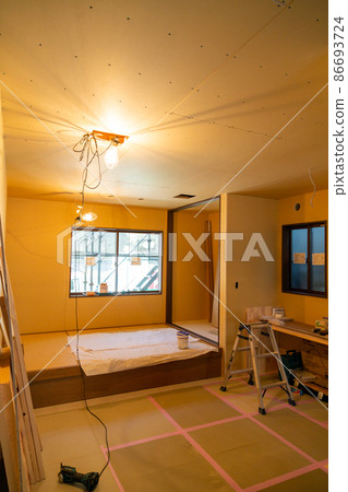 Detached new house construction work Detached new house construction work 86693724