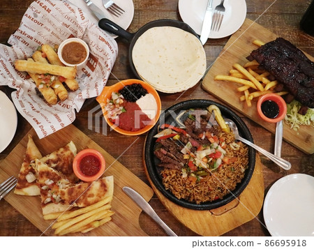 American Restaurant Potluck American Cuisine Party American Restaurant Potluck American Cuisine Party 86695918