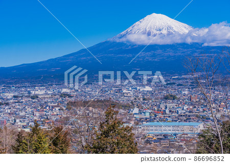 (Shizuoka Prefecture) Mt. Fuji seen from Shiraoyama Park (Shizuoka Prefecture) Mt. Fuji seen from Shiraoyama Park 86696852