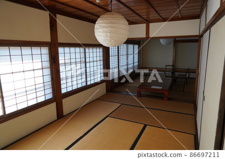 Reishoji is a Soto sect temple located in Omachi City, Nagano Prefecture, at the foot of the Northern Alps. 86697211
