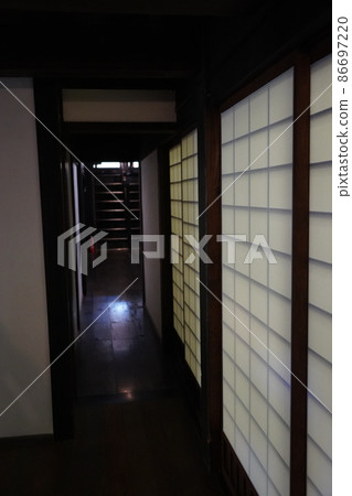 Reishoji是位於北阿爾卑斯山腳下的長野縣大町市的曹洞宗寺廟。 86697220