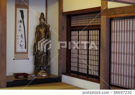 Reishoji is a Soto sect temple located in Omachi City, Nagano Prefecture, at the foot of the Northern Alps. 86697230
