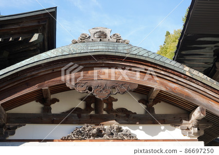 Reishoji is a Soto sect temple located in Omachi City, Nagano Prefecture, at the foot of the Northern Alps. 86697250