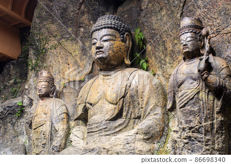 大分縣臼杵市國寶臼杵石佛 86698340