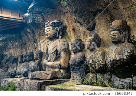 Usuki Stone Buddha, a national treasure of Usuki City, Oita Prefecture 86698342