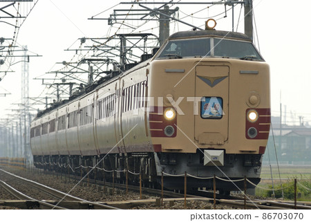 北陸本線 三河加賀笠間 JR 西 485 系列 A01 編隊（京都）雷町 86703070