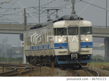 Hokuriku Main Line Kaga-Kasama-Mikawa JR West 413 series B01 organization (Kanazawa) 86703115