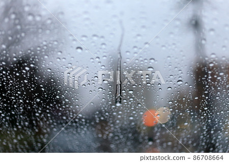 Image of water droplets on the windshield Image of water droplets on the windshield 86708664