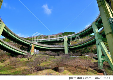 Kawazu Nanaki Loop Bridge 86719854