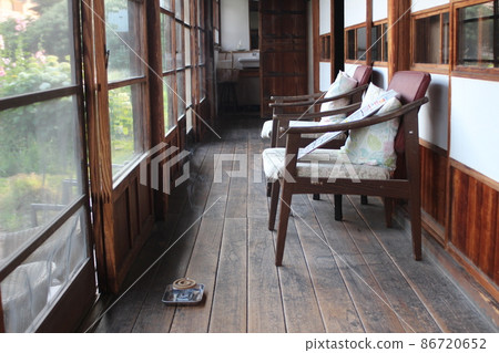 Engawa and mosquito coil Engawa and mosquito coil 86720652