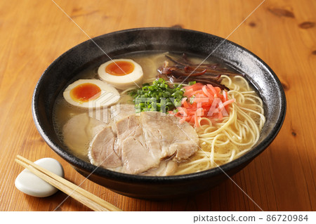 Hakata Tonkotsu Ramen 86720984
