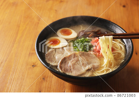 Hakata Tonkotsu Ramen 86721003