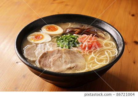 Hakata Tonkotsu Ramen Hakata Tonkotsu Ramen 86721004