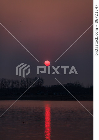 child sunset view and building golden view  86721547