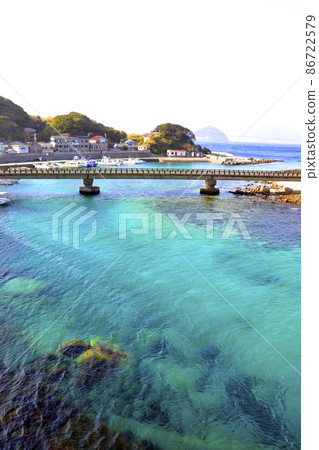 擁有翠綠大海壯麗景色的柏島 86722579