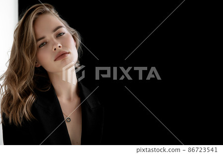 Natural look. Beauty model woman . Model test 86723541