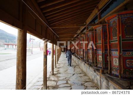 西藏安多夏河拉卜楞寺庫拉藏人 86724378