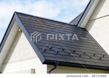 Deterioration of slate roof Deterioration of deteriorated slate roof Deterioration of slate roof Deterioration of deteriorated slate roof 86725666