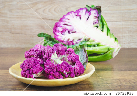 Freshness Purple Cauliflower. 86725933