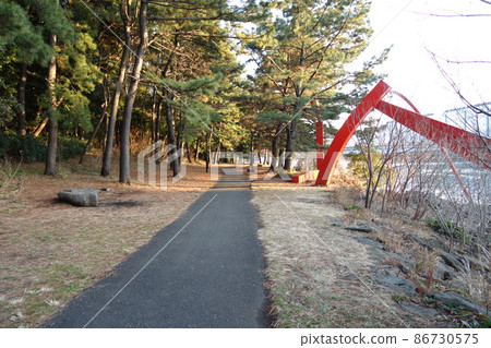 Oi Wharf Seaside Park Hazetsuki Rocky shore path "I want to see far away" Takeshi Tsuchiya Oi Wharf Seaside Park Hazetsuki Rocky shore path "I want to see far away" Takeshi Tsuchiya 86730575