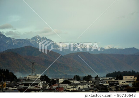 Reishoji is a Soto sect temple located in Omachi City, Nagano Prefecture, at the foot of the Northern Alps. It is the north seen from the surrounding area. 86730648