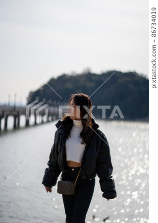 Female beach portrait 86734019