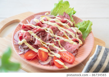 Roast beef carpaccio Roast beef carpaccio 86734565
