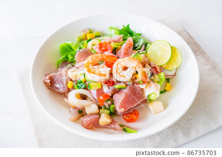 海鮮酸橘汁醃魚 86735703