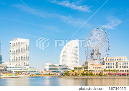 [Kanagawa] Minato Mirai in sunny weather 86736015