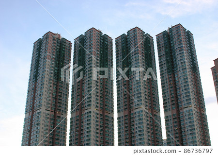 a Real estate modern condominium at Tseung Kwan O 13 July 2004 a Real estate modern condominium at Tseung Kwan O 13 July 2004 86736797