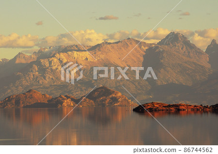General Carrera lake at sunset time. Chile. 86744562