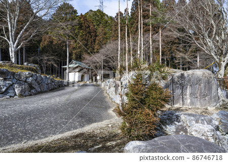 冬天的高知谷阿彌陀寺(2月) 冬天的高知谷阿彌陀寺(2月) 86746718