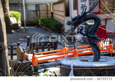 Shrine_dragon_ike_1 Shrine_dragon_ike_1 86749715