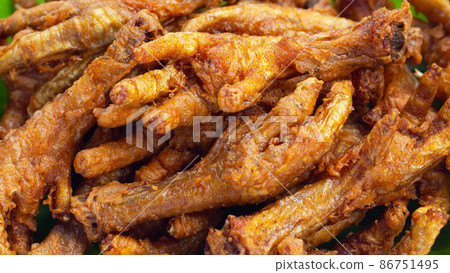 Fried chicken feet, Close up 86751495