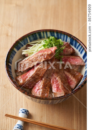 牛排碗國產日本黑牛沙朗 86754909